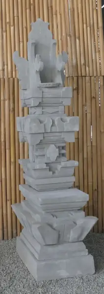 Product image 7 of the product “Balinese Temple, casted with Paras Stone, Offering with open place on top, with step at bottom. 190cm. Mulitparted ”